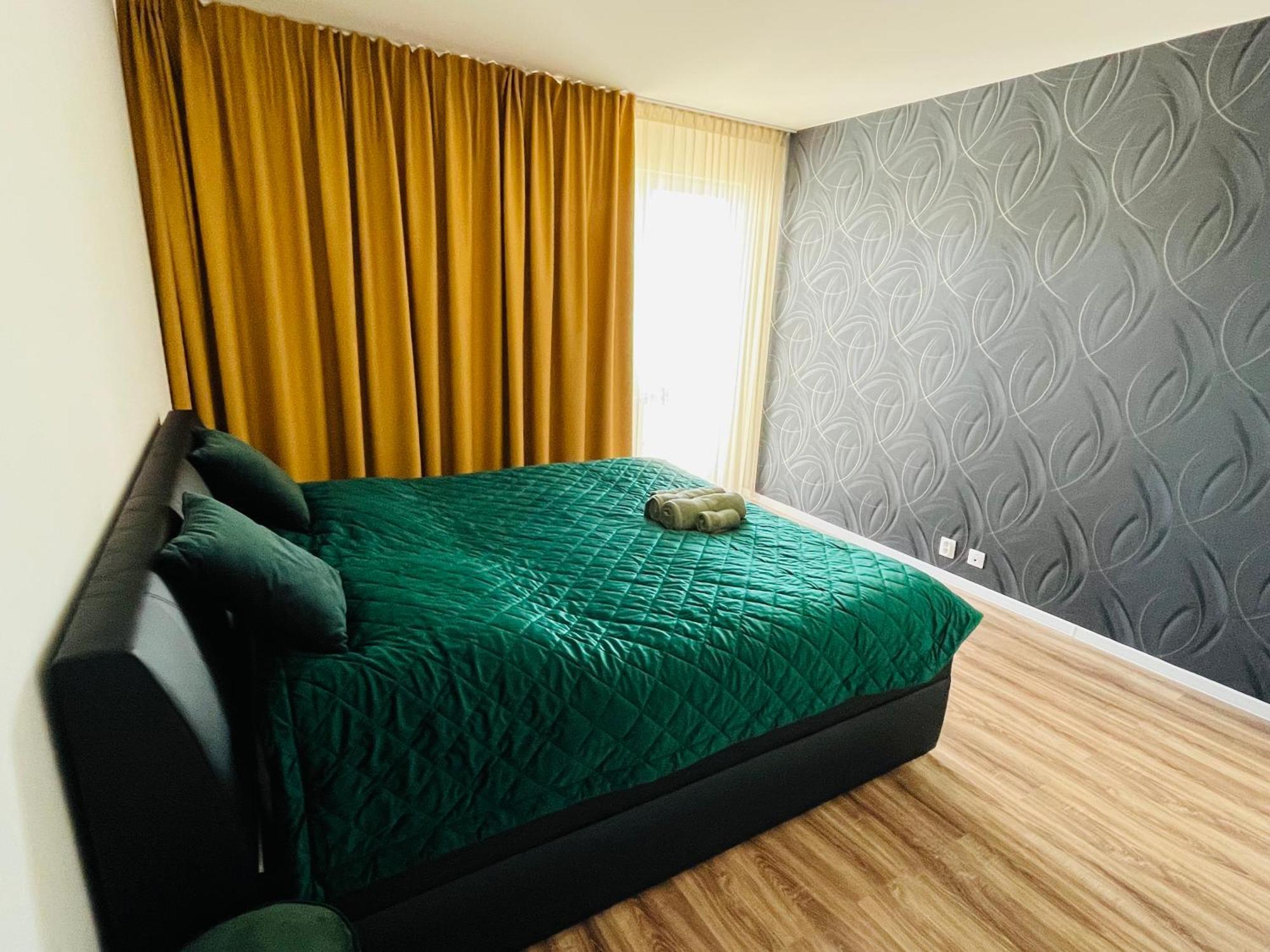 Apartman Urbanpark Trencin Exterior photo